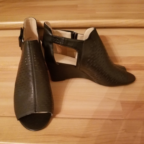 Adrianne Vittadini Wedges Heels Comfort booties - Picture 9 of 10